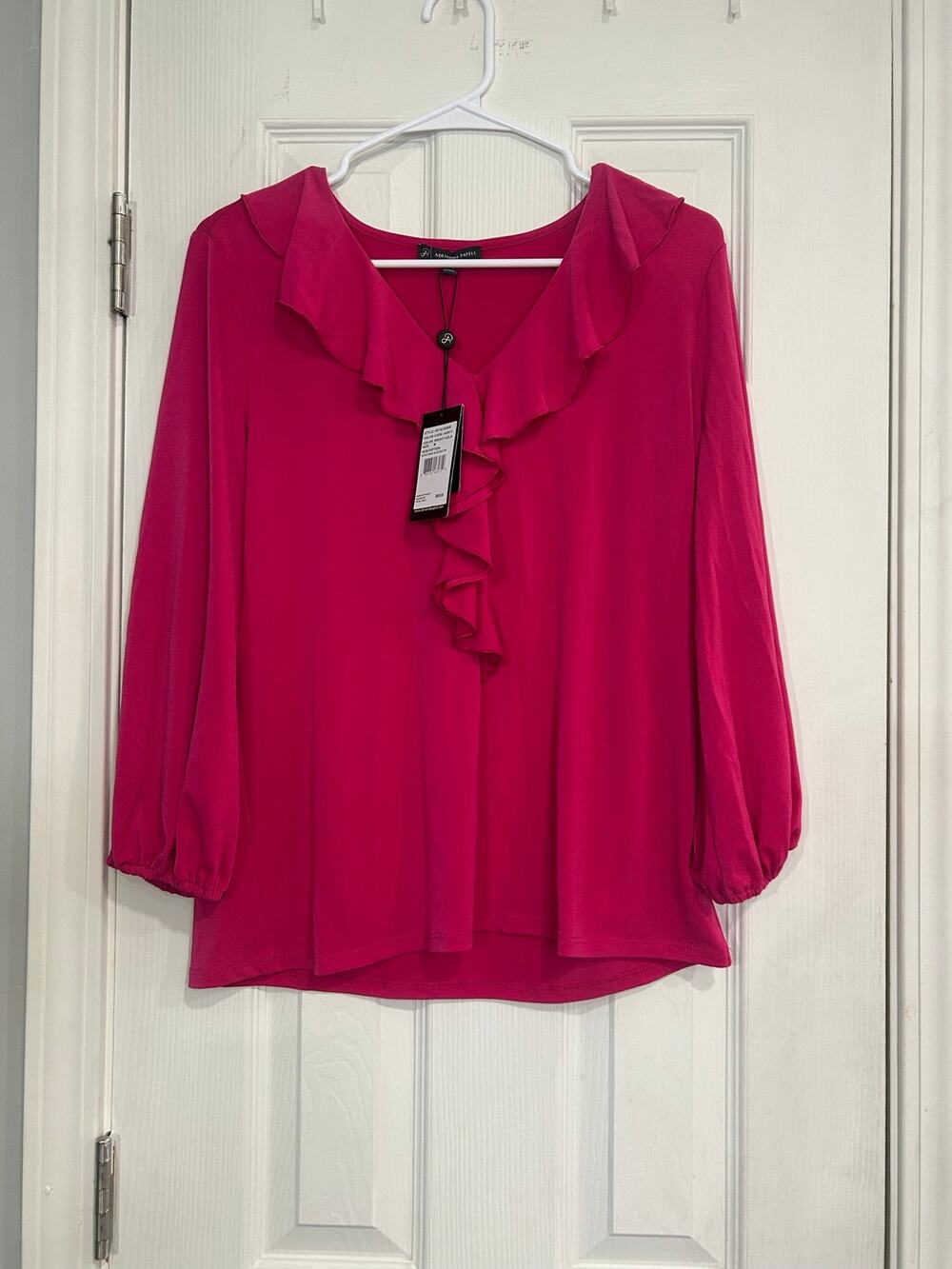 Adrianna Papell Ruffle V-Neck Blouse Fuchsia Pink 3/4 Sleeve NWT Pit to Pit 19”